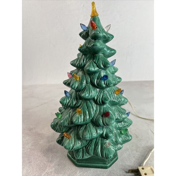 Vintage 70s Ceramic Hand painted Lighted Christmas Tree With Base Works - Picture 3 of 16